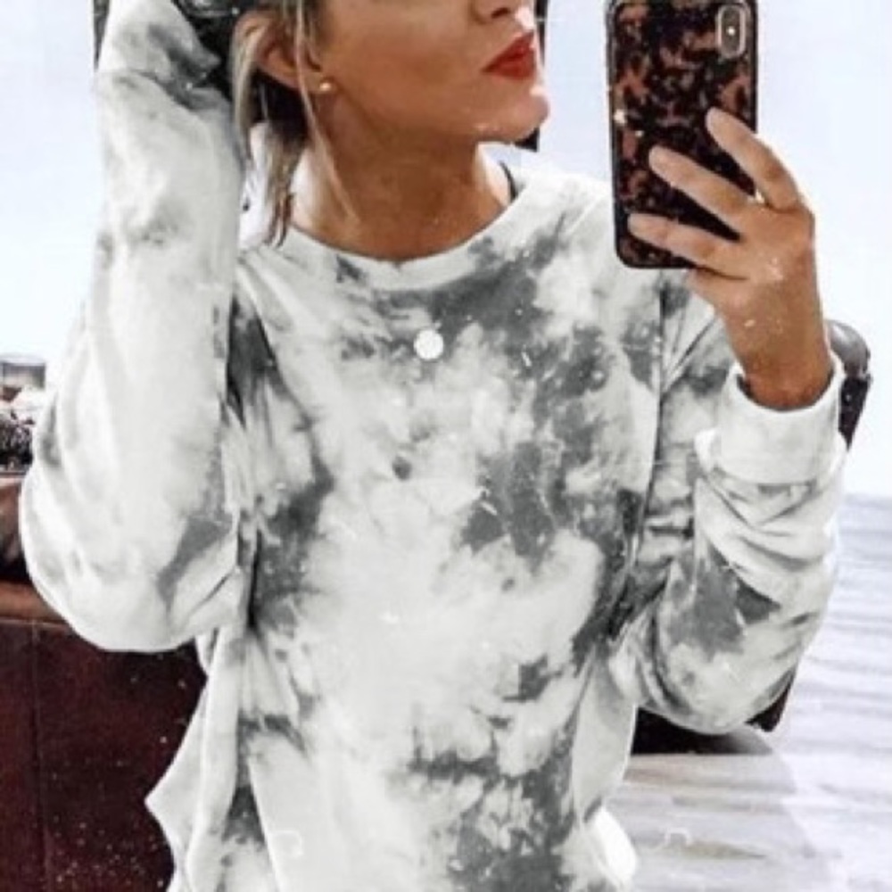Black & White tie-dye long sleeve lounge set - Picture 3 of 5